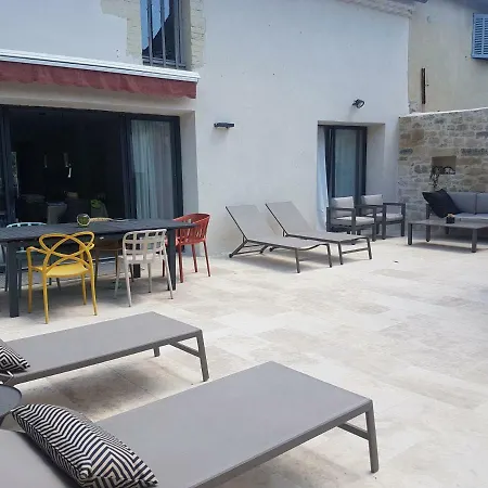 Les Bignones Centre Hébergement de vacances Uzès